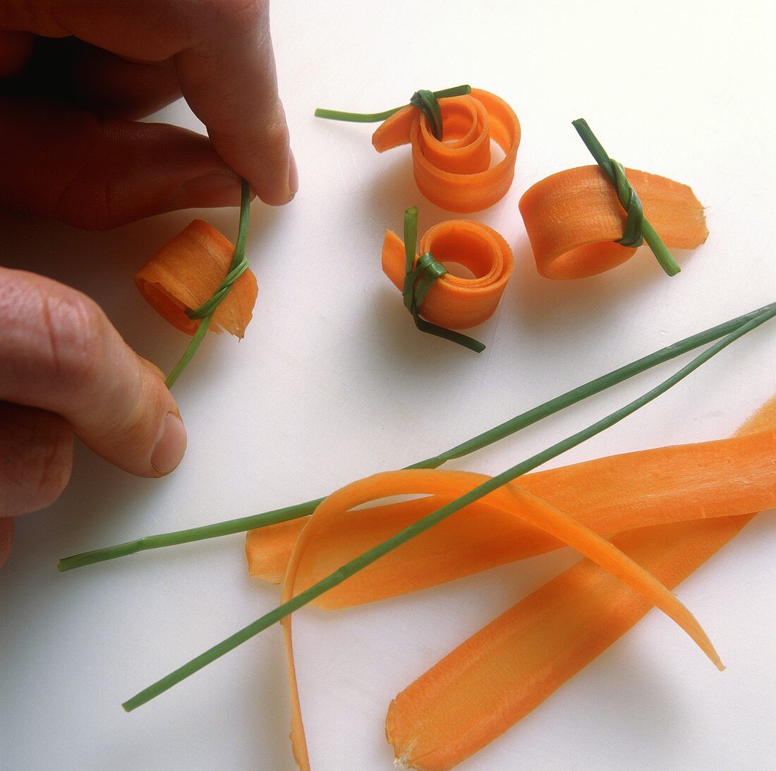 Shaping carrot rolls