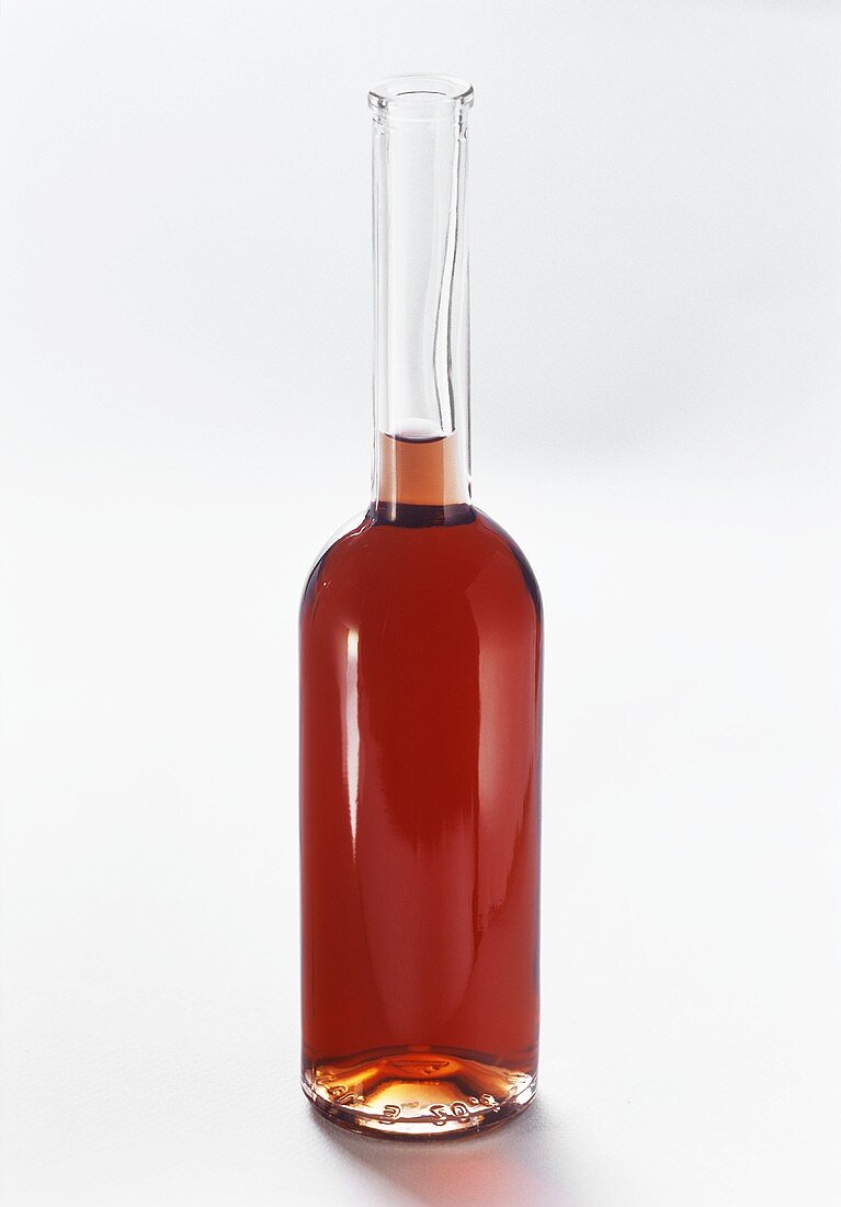 Rotweinessig in Glasflasche