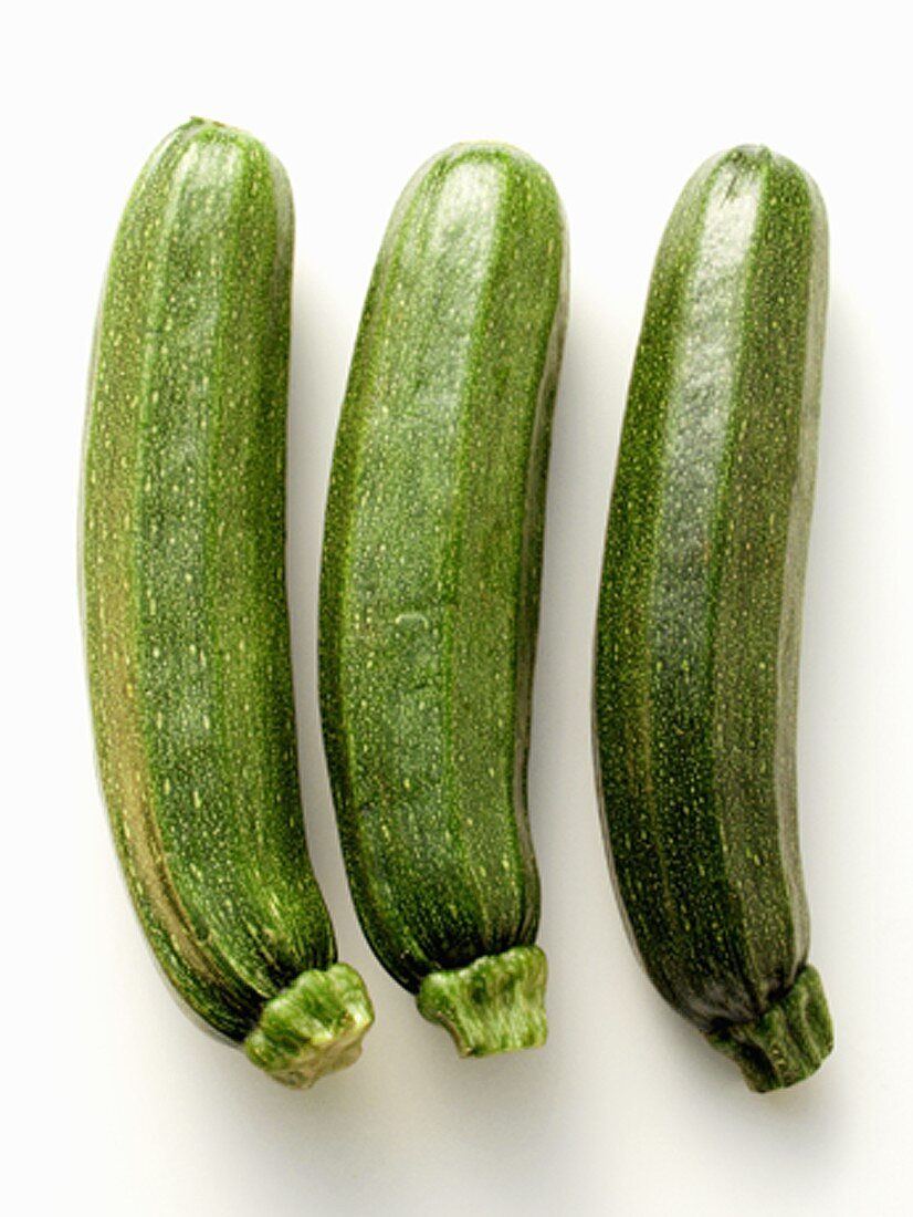 Drei Zucchini