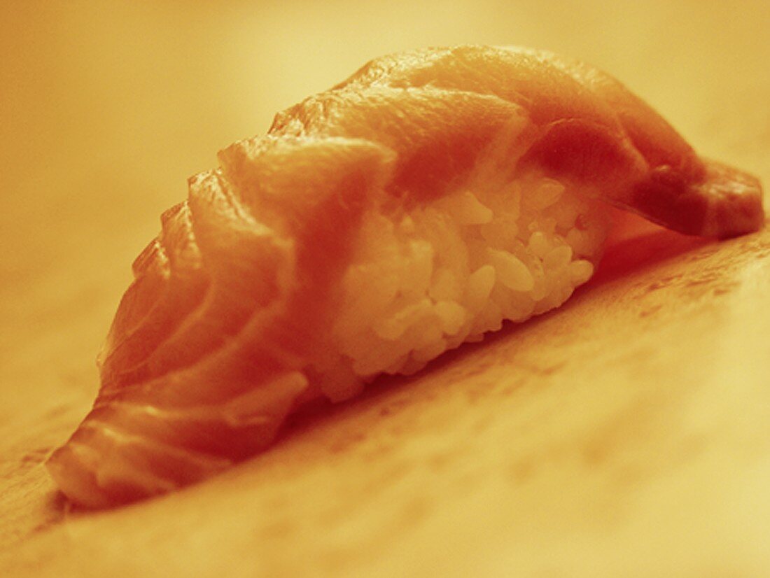 Nigiri-Sushi mit Lachs