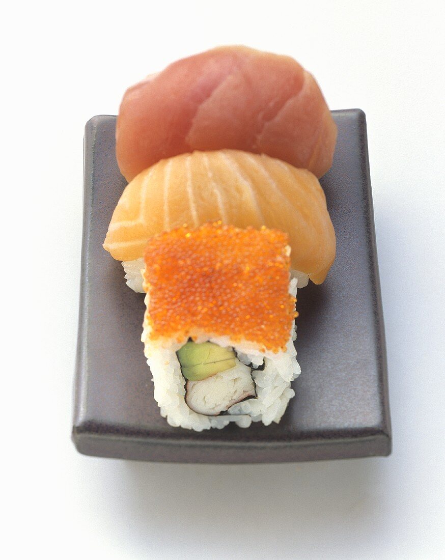 Drei verschiedene Sushi