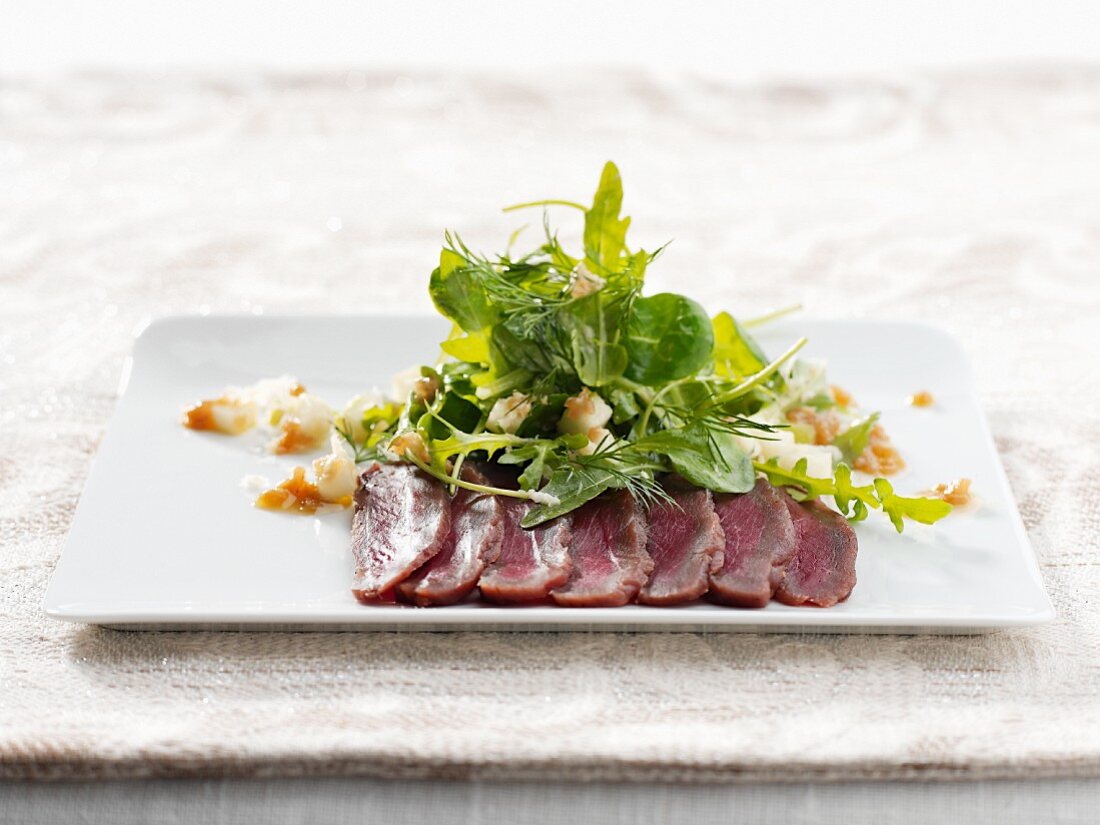 Reindeer fillet with green salad