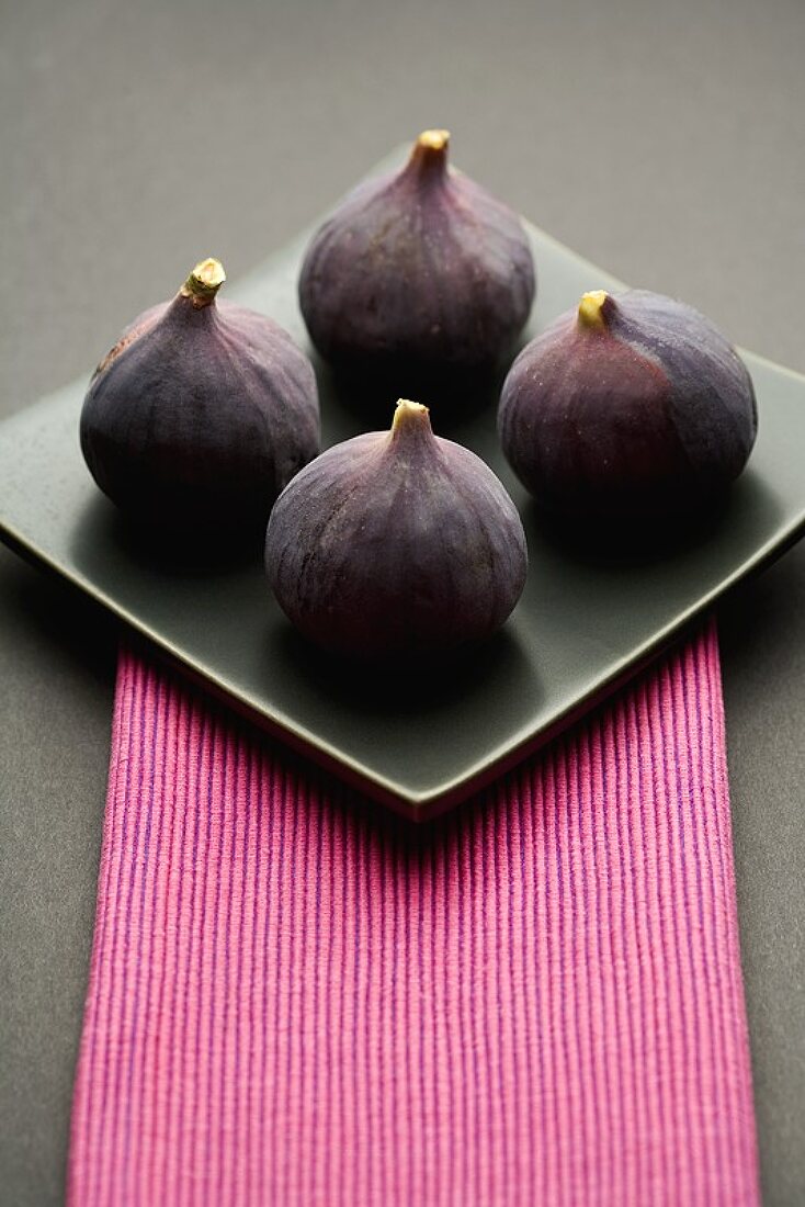 Four fresh figs