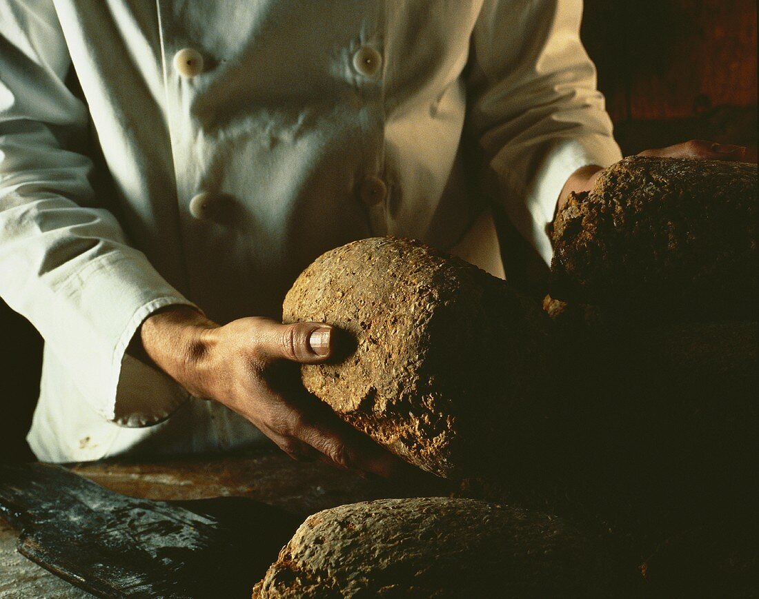 Baker examines Whole-Grain Bread