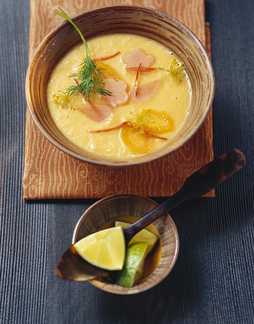 Möhren-Papaya-Suppe