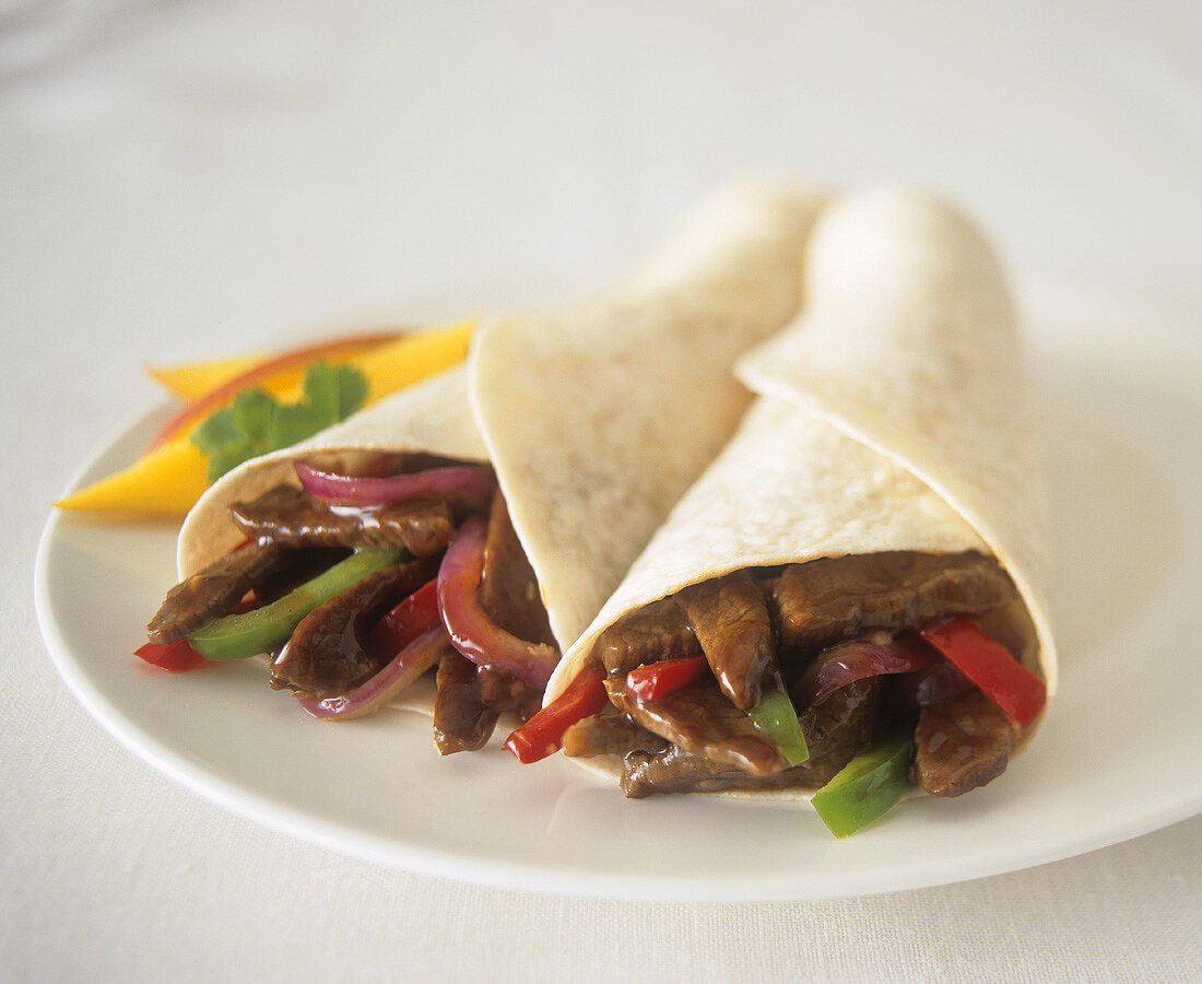Tortillas with beef and vegetable filling