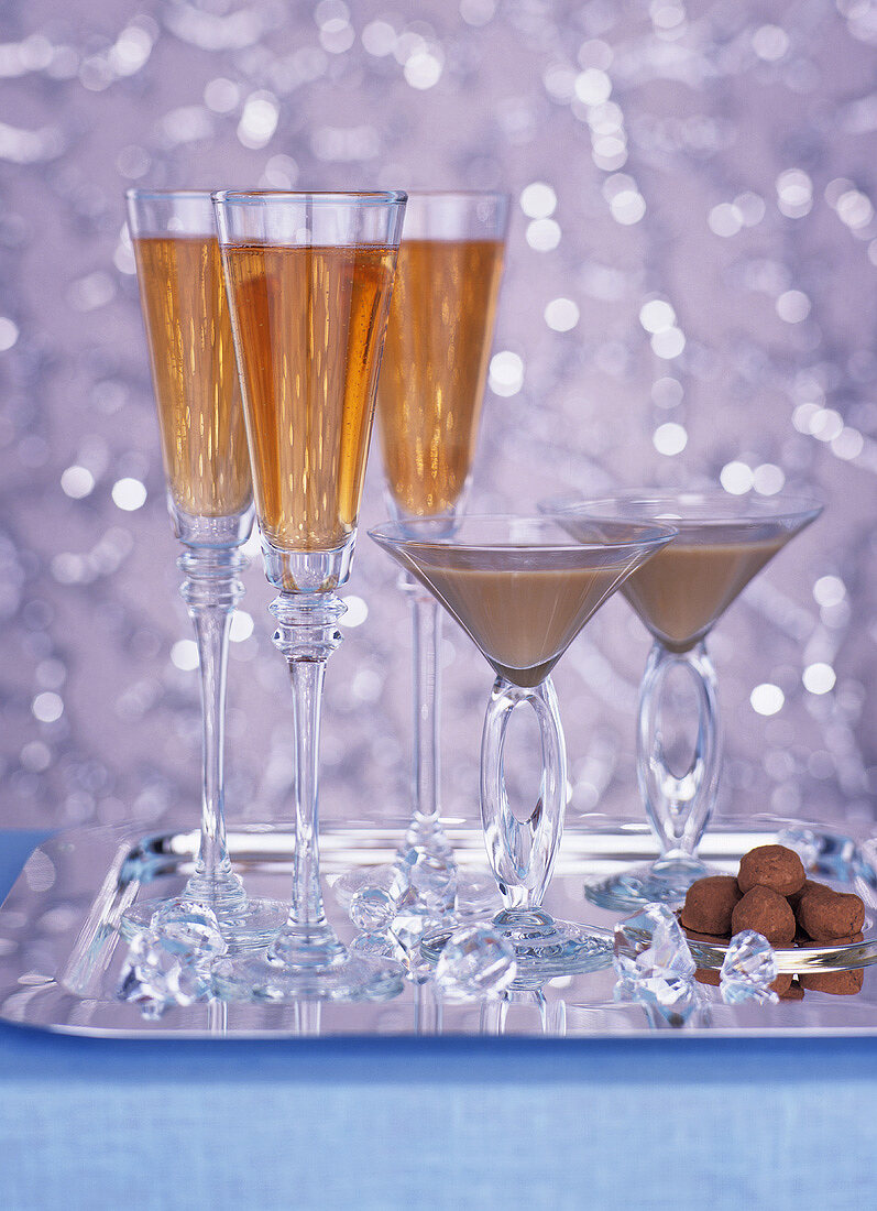 Rosé Champagner und Creme-Likör