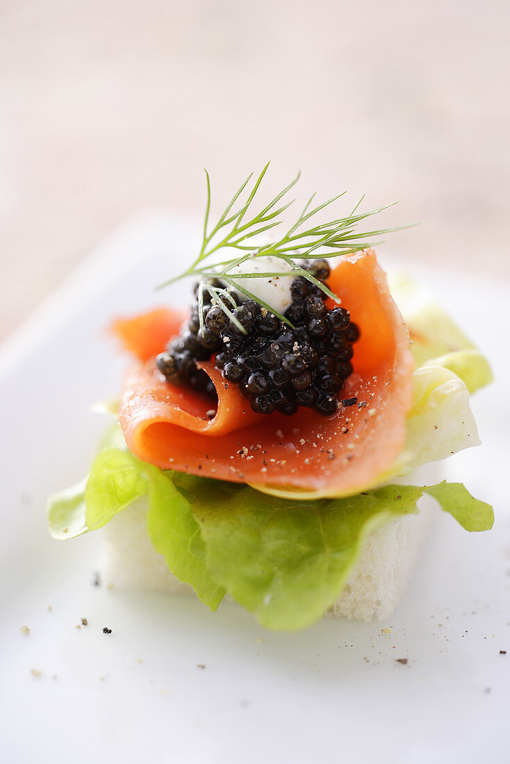 Salmon and caviar canapé