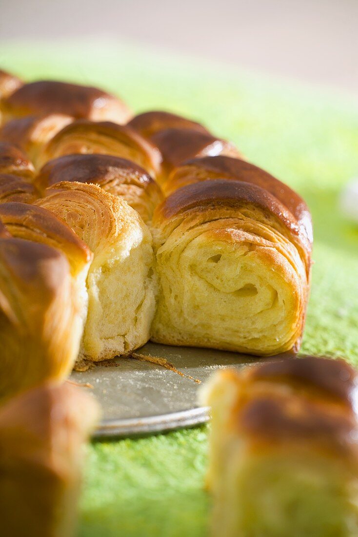 Sunflower bread (Bulgarian yeast cake)