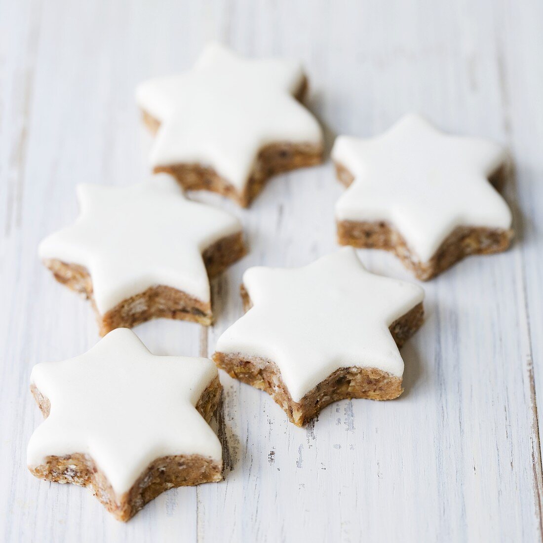 Five cinnamon stars