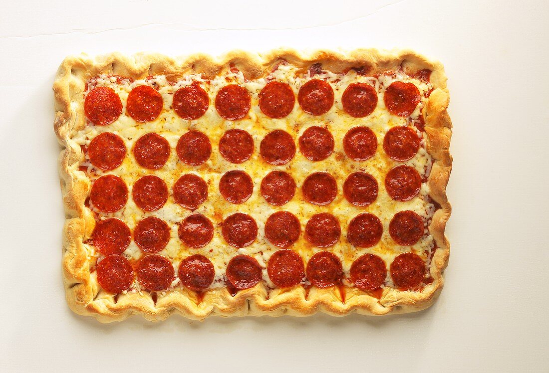 Pepperoni-Salami-Pizza