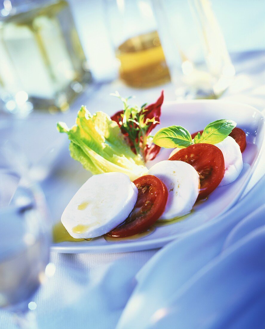 Insalata caprese (Tomatoes with mozzarella, Italy)