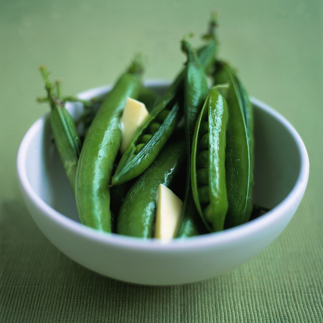 Blanched Pea Pods with Butter