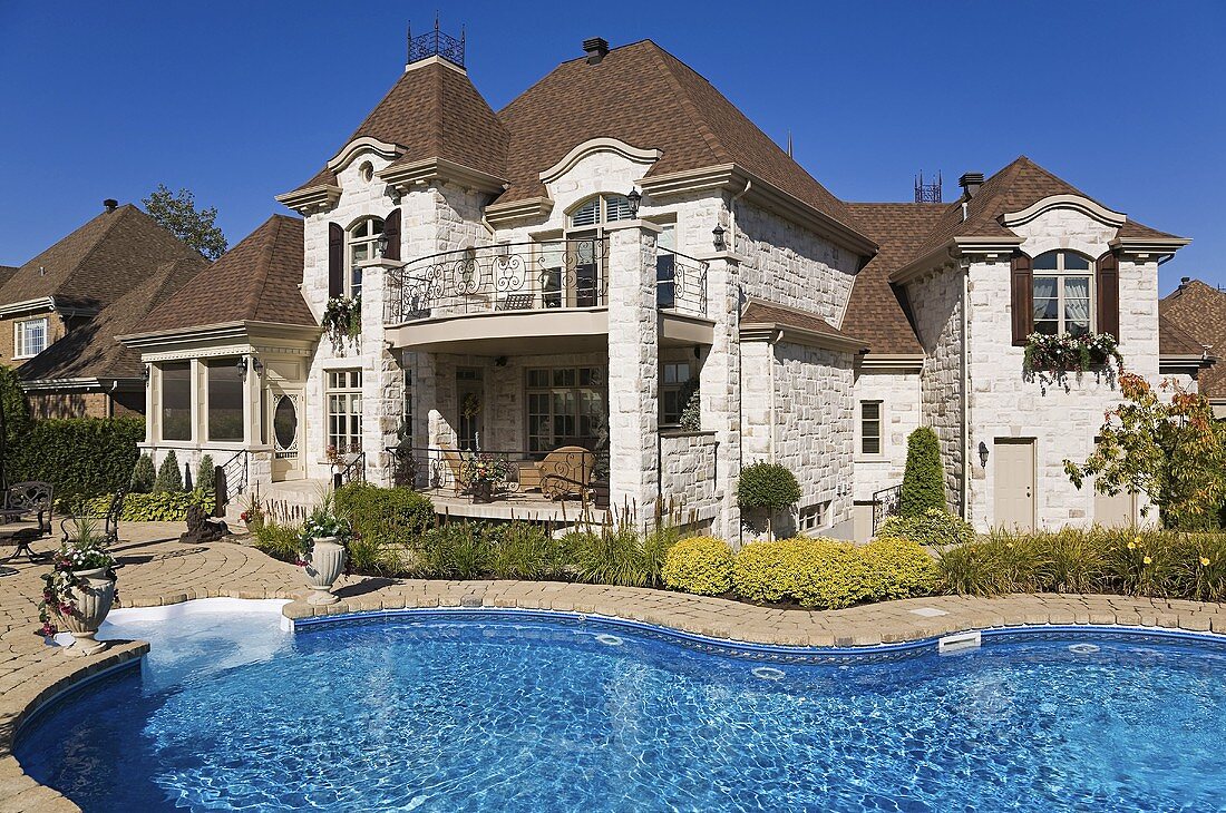 Large house with swimming pool