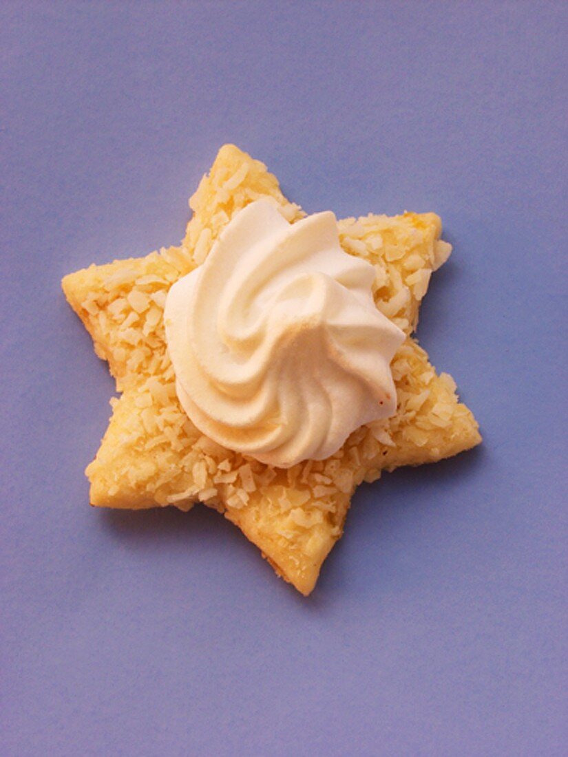 Coconut star with meringue topping