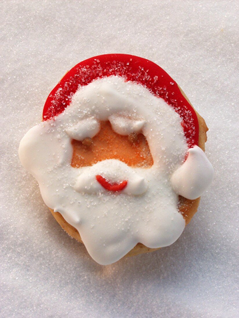 Father Christmas head in sweet pastry