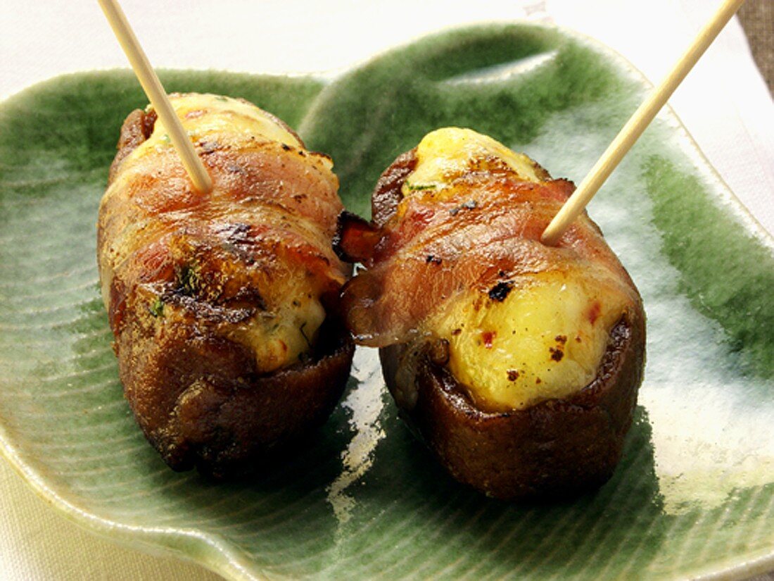 Bacon-wrapped dates with cream cheese stuffing