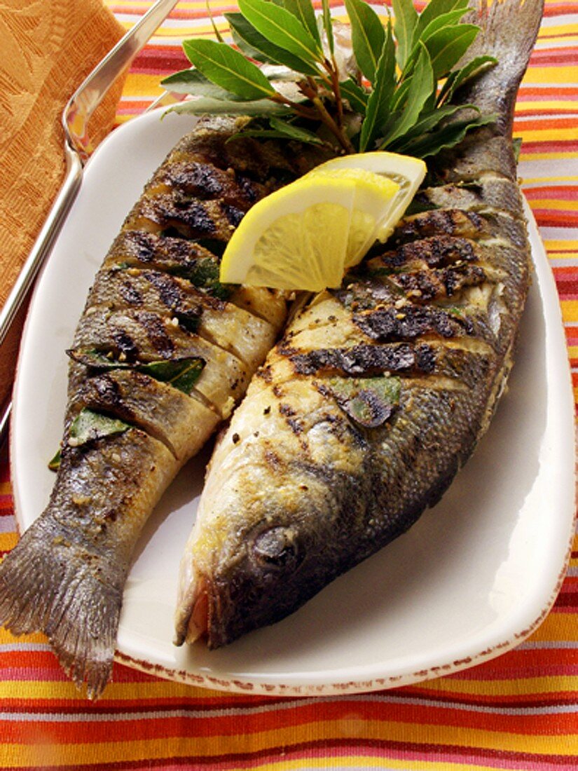 Sea perch, barbecued, with lemon