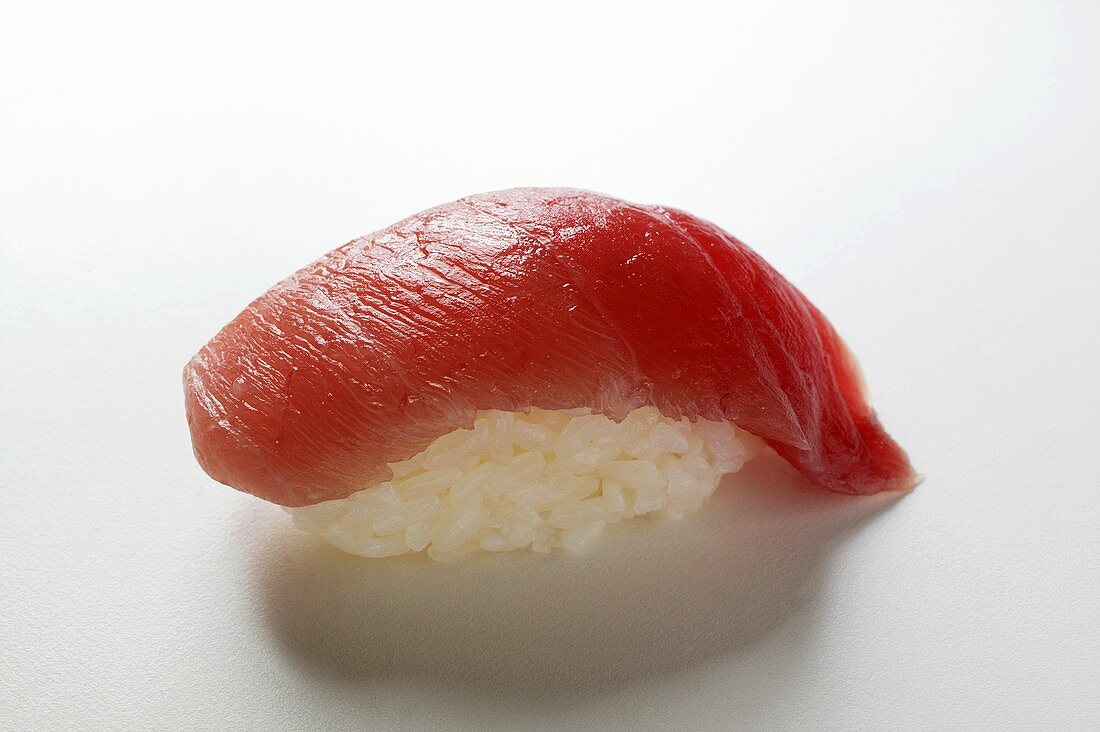Nigiri-sushi with tuna