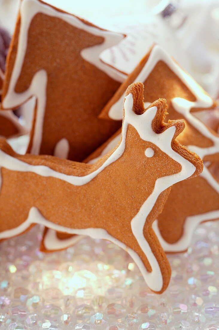 Gingerbread fir trees and reindeers