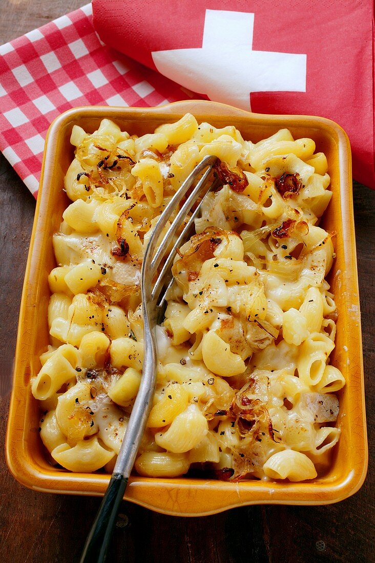 Aelpler Magroone: macaroni and potato dish from Switzerland