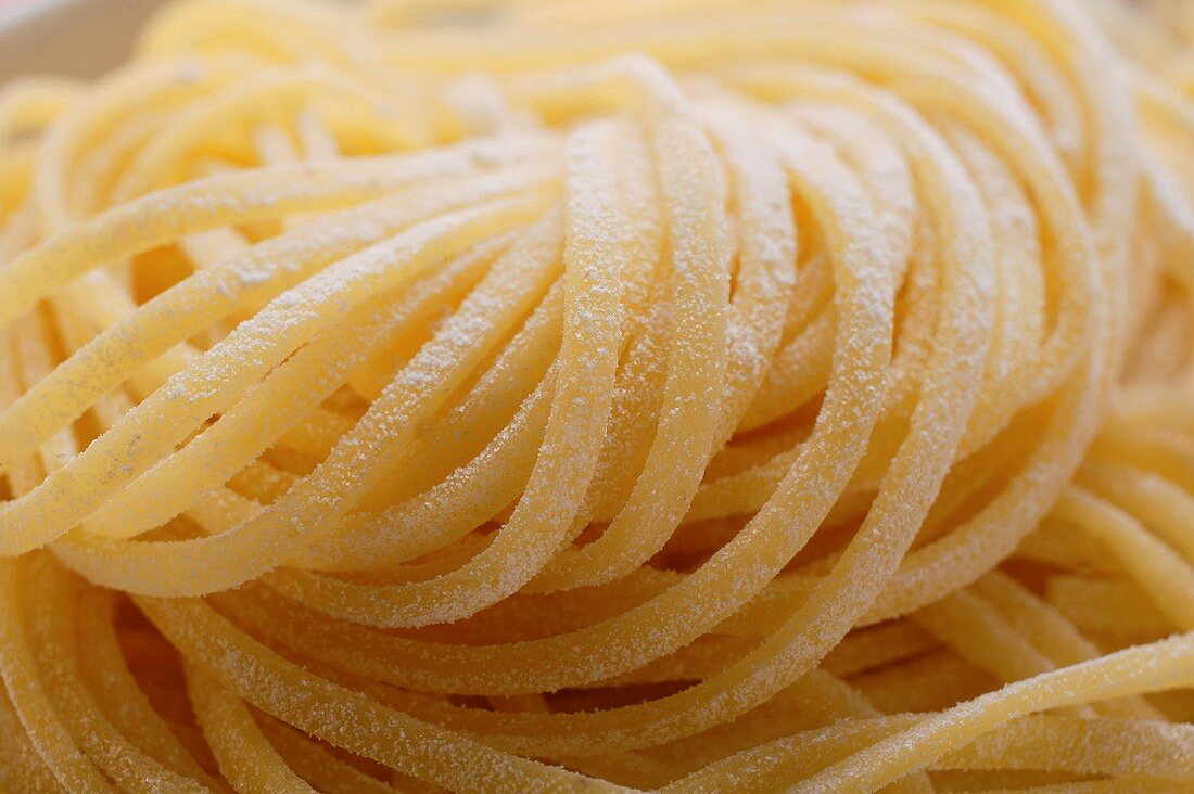 Home-made ribbon pasta (close-up)