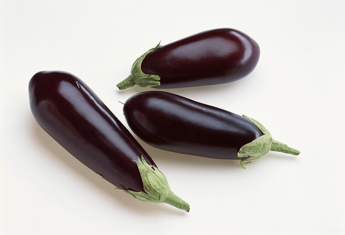 Fresh aubergines