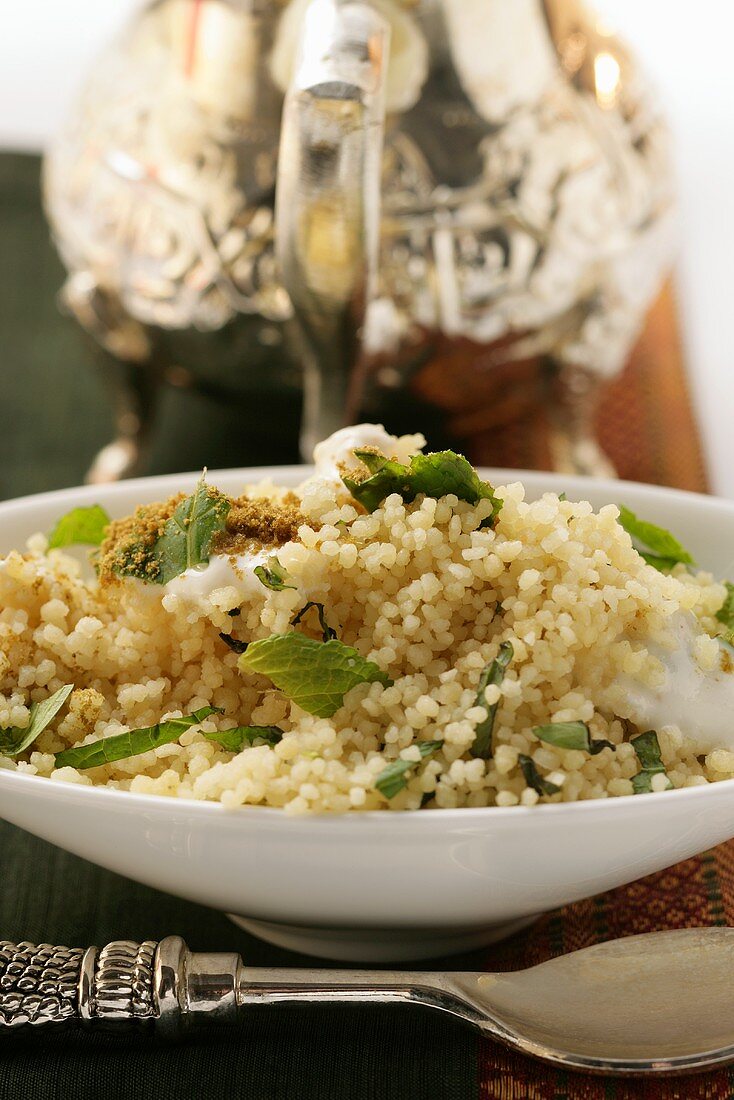 Couscous with yoghurt, mint and cinnamon