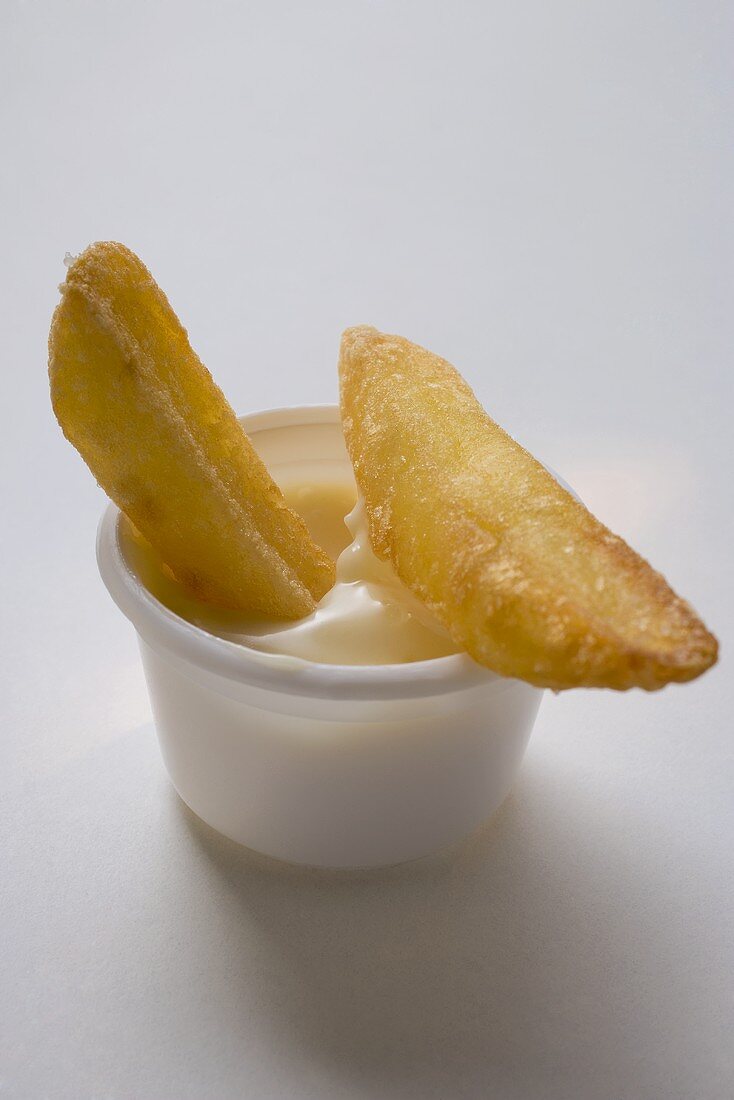 Pommes frites mit Mayonnaise