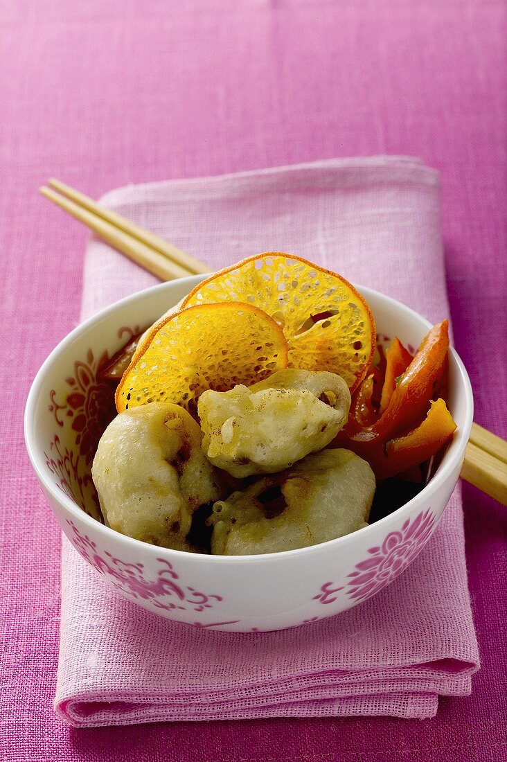 Deep-fried meatballs with vegetables (Asia)