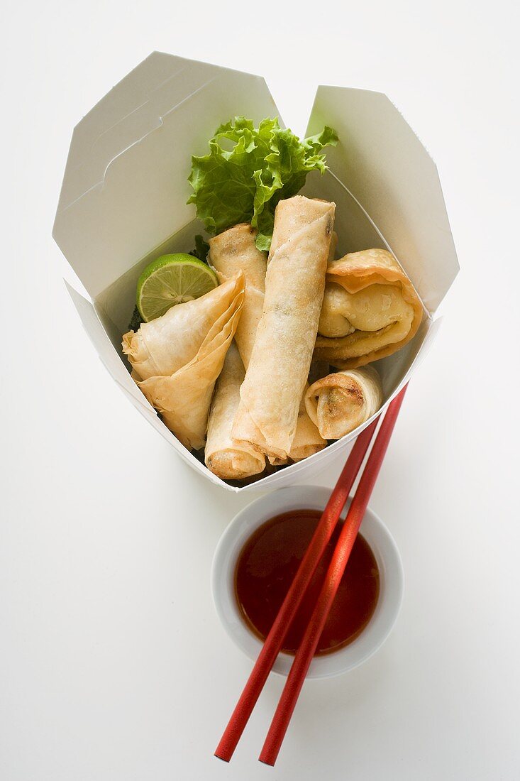 Deep-fried wontons and spring rolls to take away