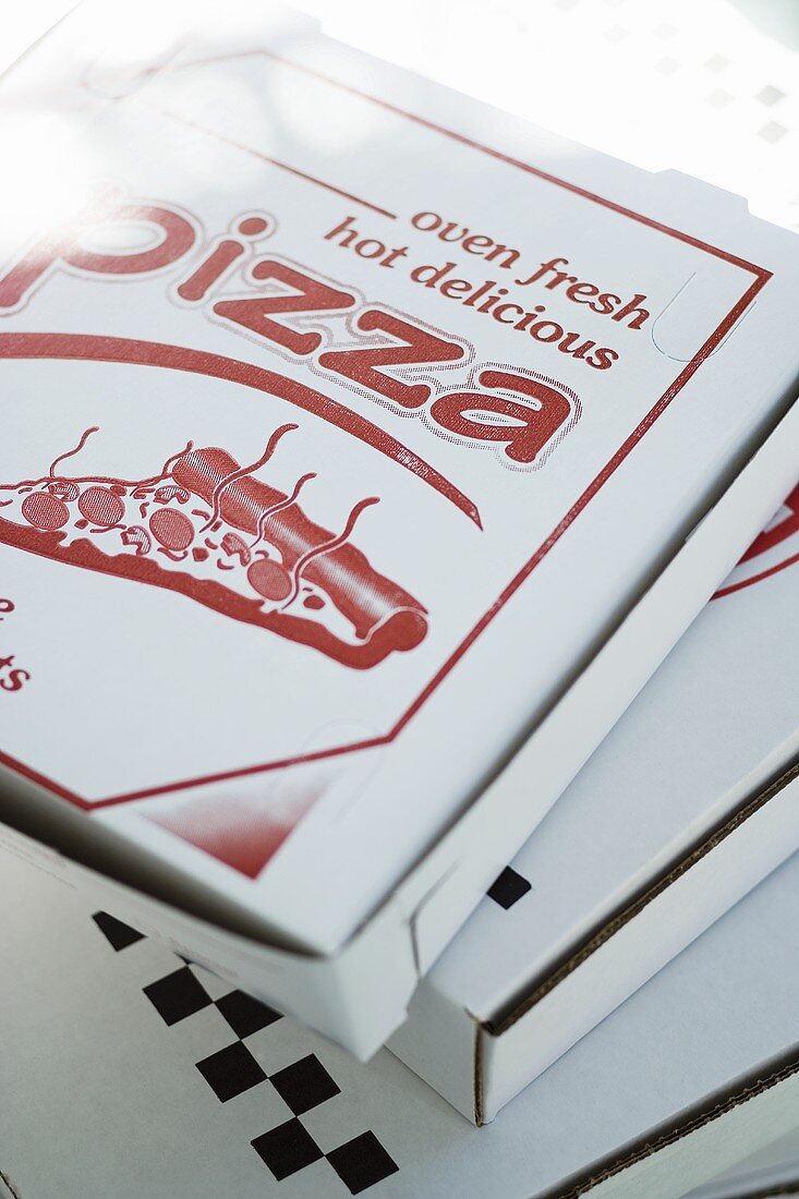 Pizzen in Pizzakartons