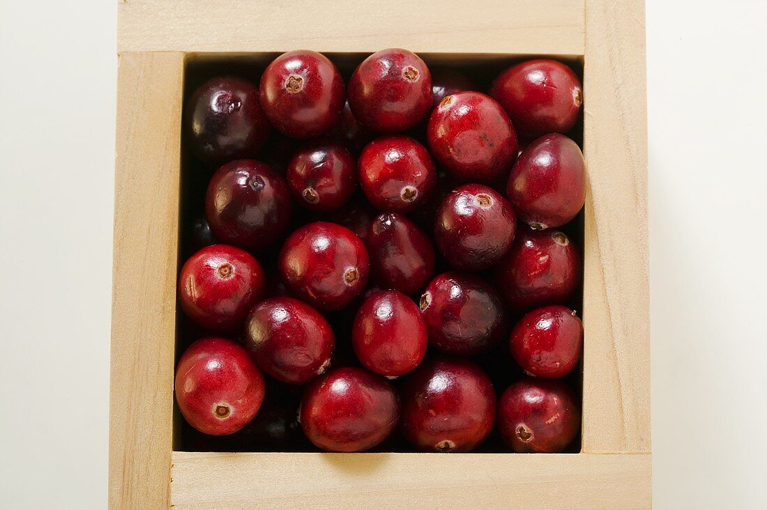 Cranberries in Holzkiste