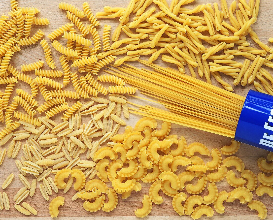 Malloreddus, fusilli, creste, spaghetti and casarecce