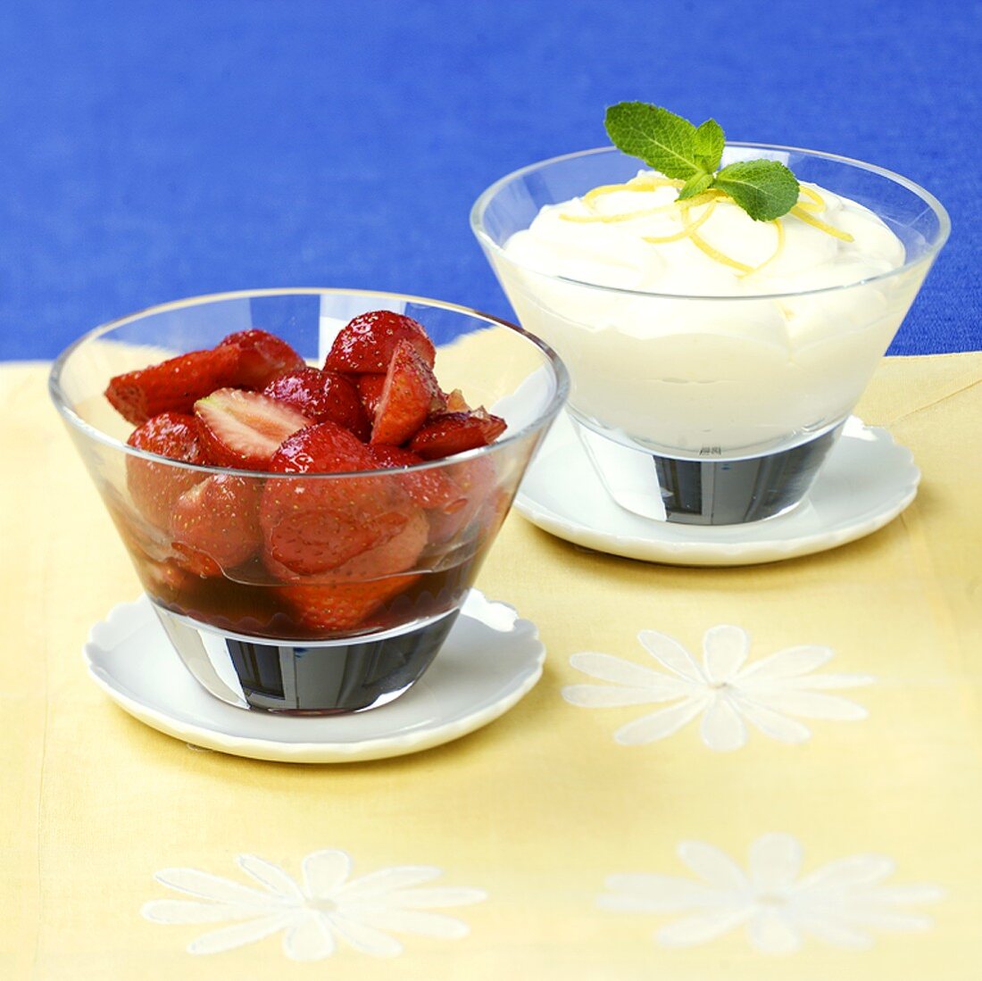Marinated strawberries with lemon cream