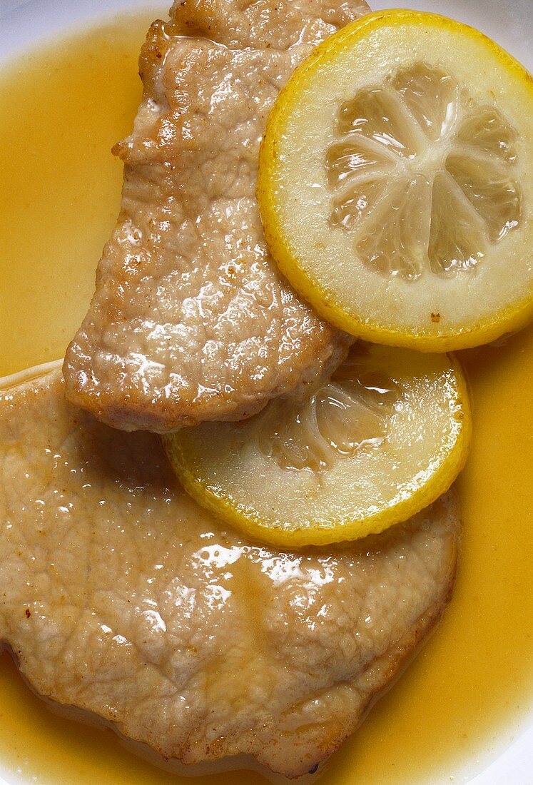 Scaloppine al limone (veal escalope with lemon, Italy)