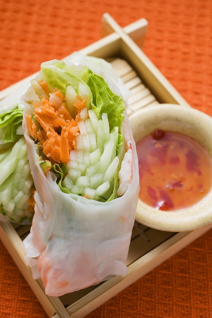 Rice paper rolls with vegetable filling and dip