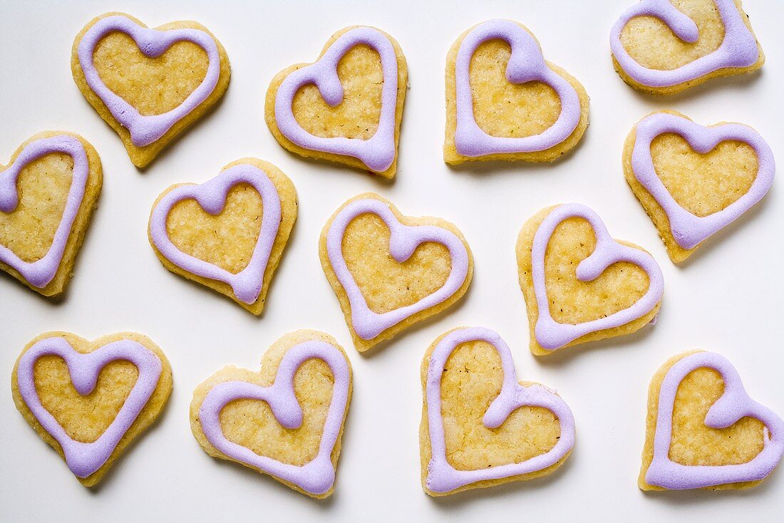 Heart-shaped biscuits with lilac icing