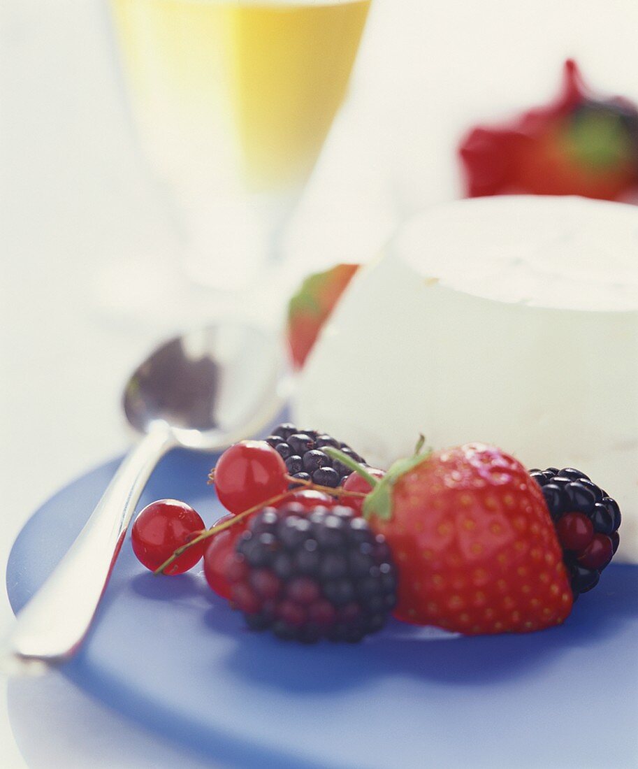 Panna cotta with fresh berries