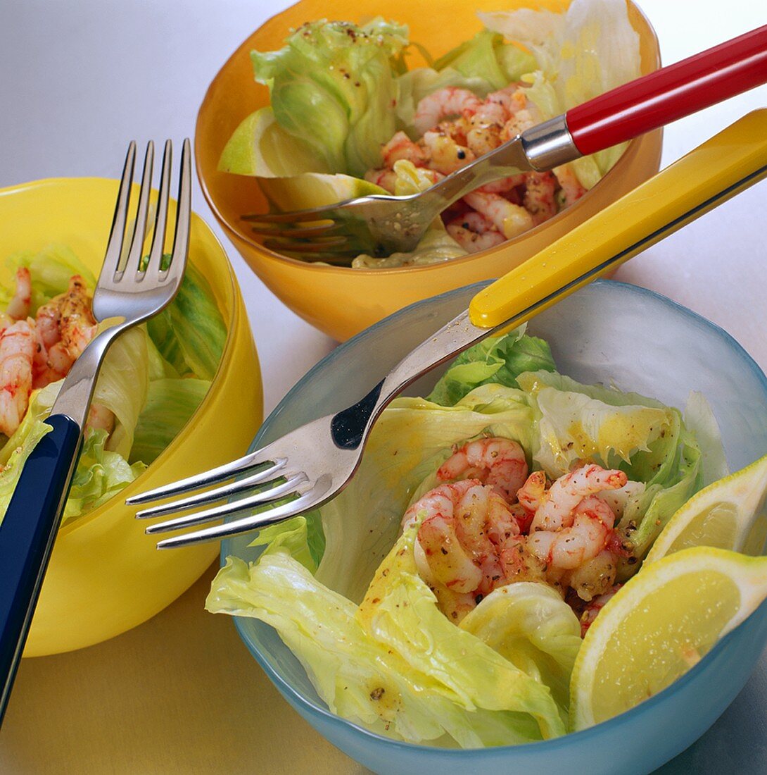 Eissalat mit Shrimps