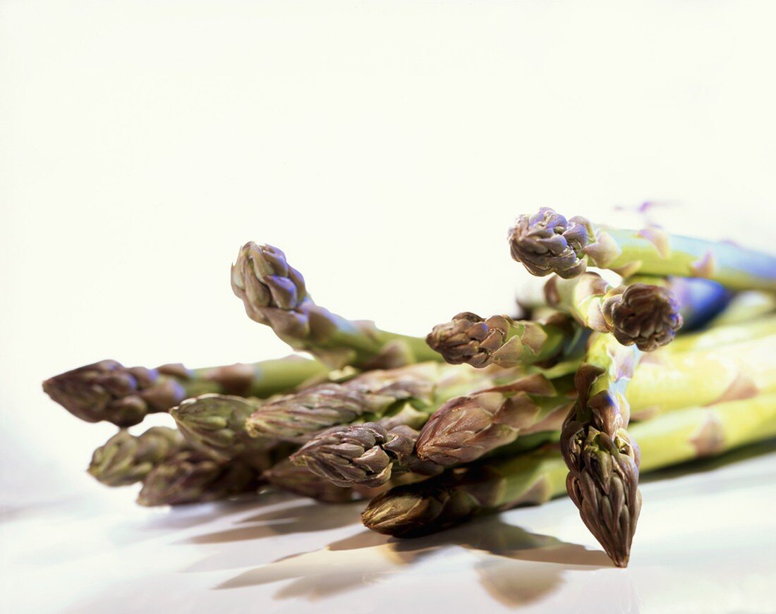 Green asparagus