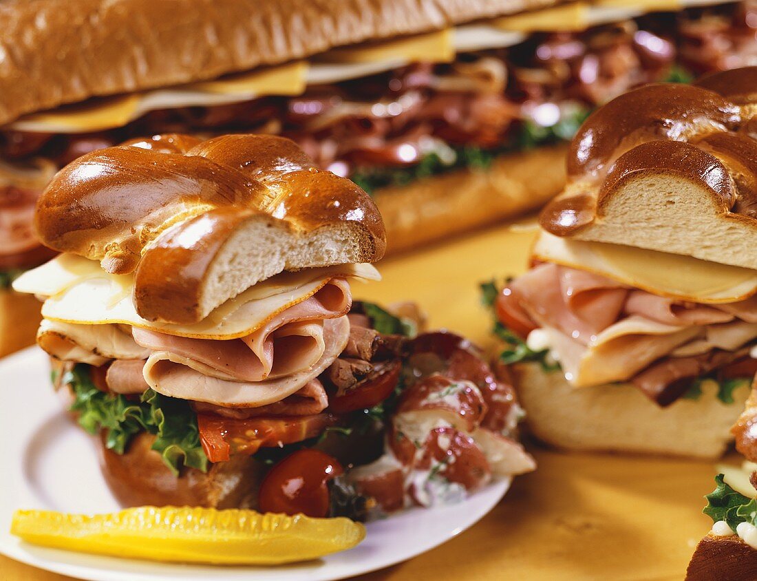 Sub-Sandwich und Sandwiches mit Pute und Rind