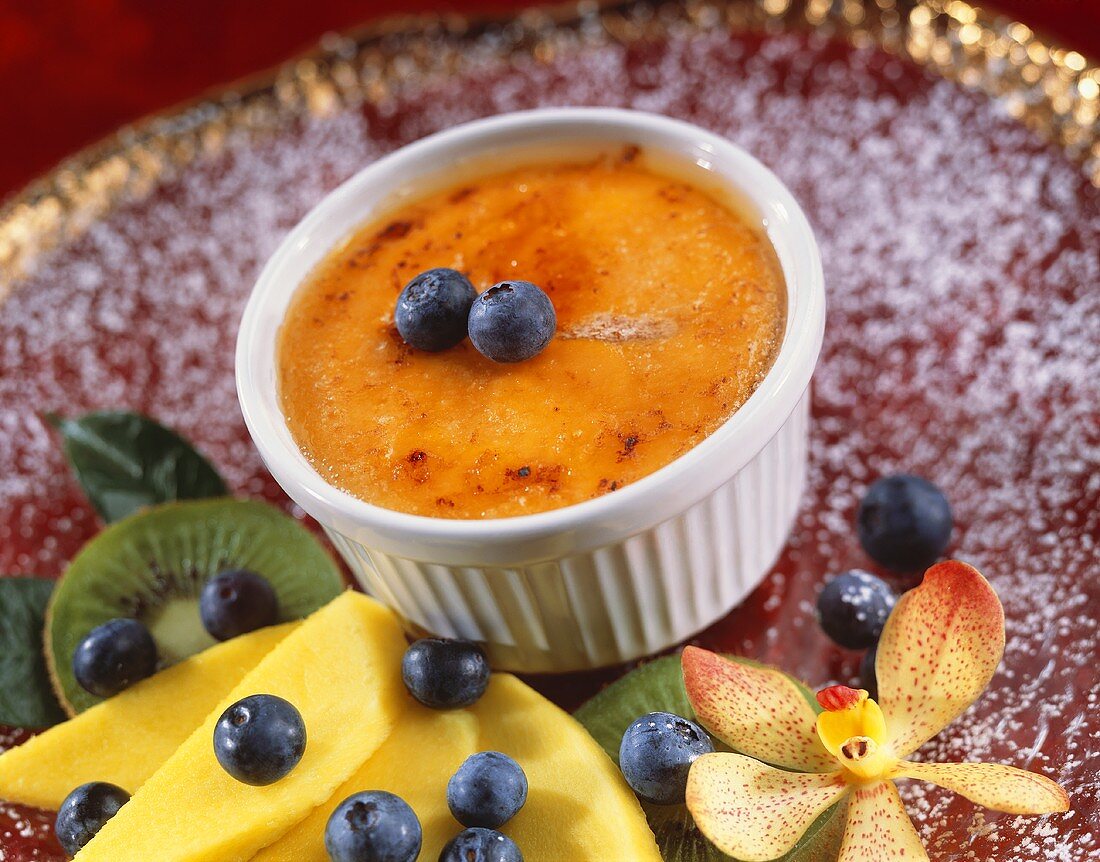 Creme Brulee with Fresh Fruit