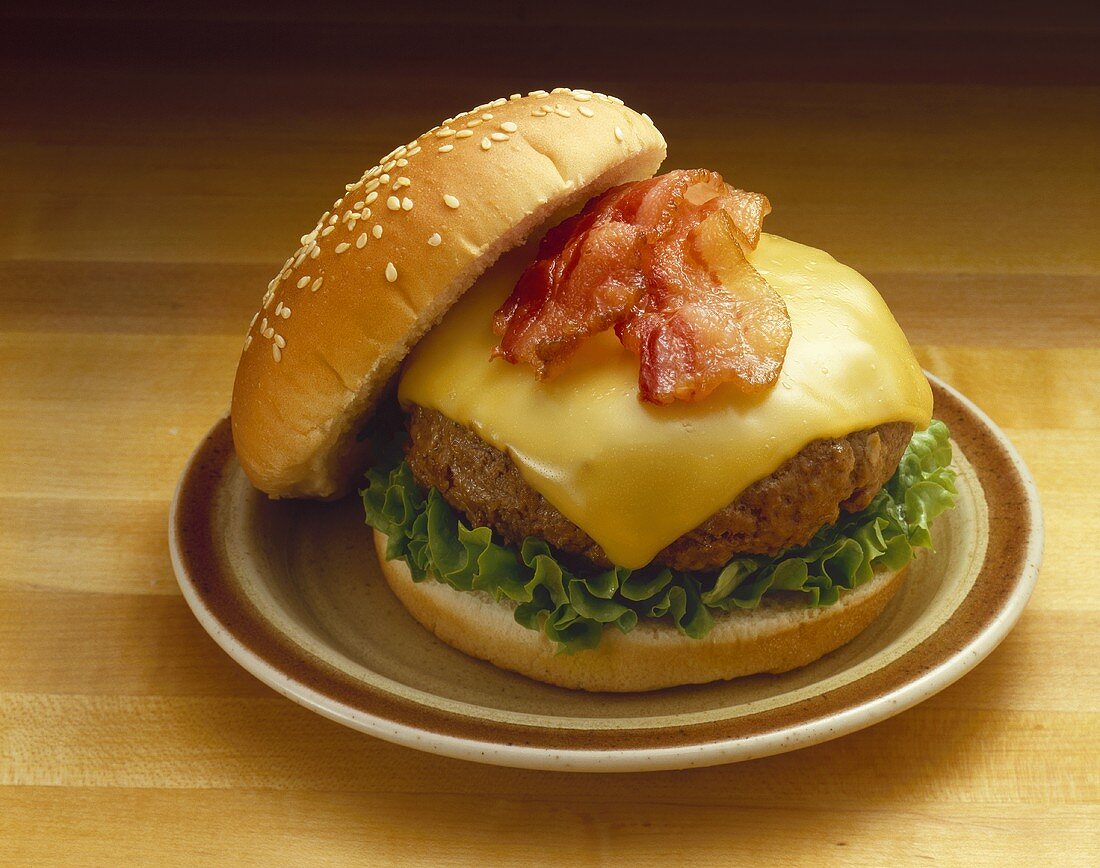 Cheeseburger mit Bacon