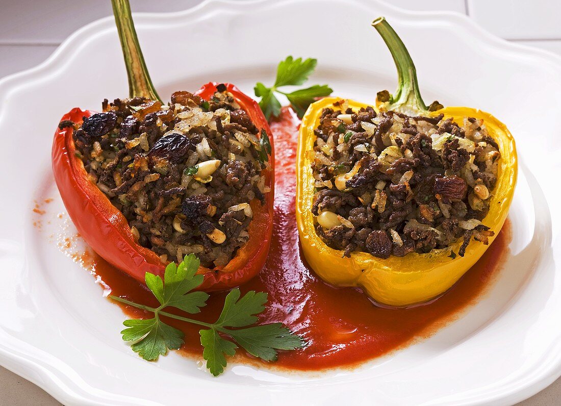 Stuffed peppers with lamb