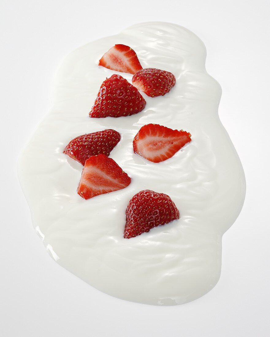 Joghurtklecks mit Erdbeeren