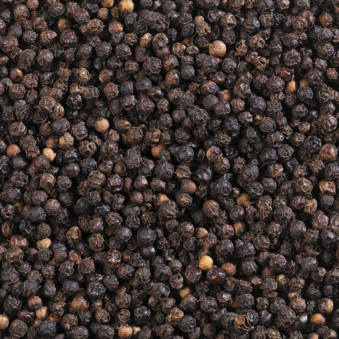 Peppercorns (macro zoom)
