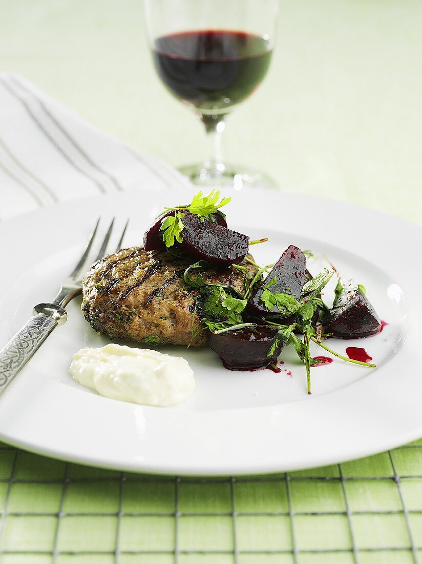 Burgers with beetroot