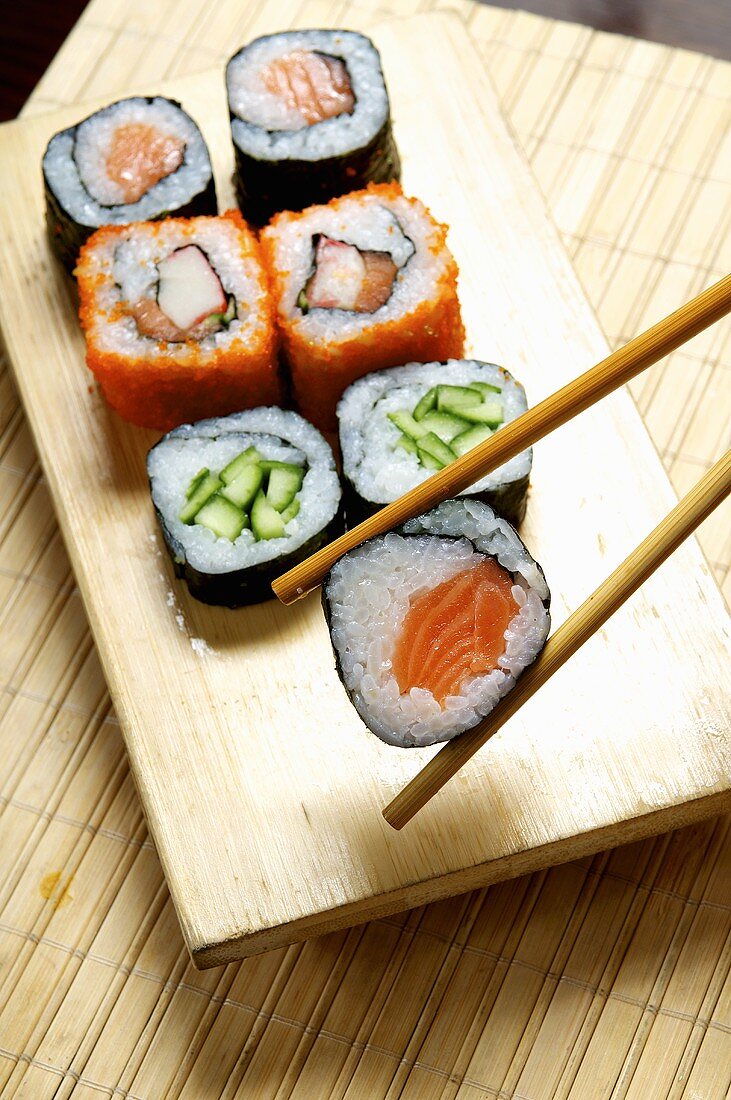 Verschiedene Maki-Sushi