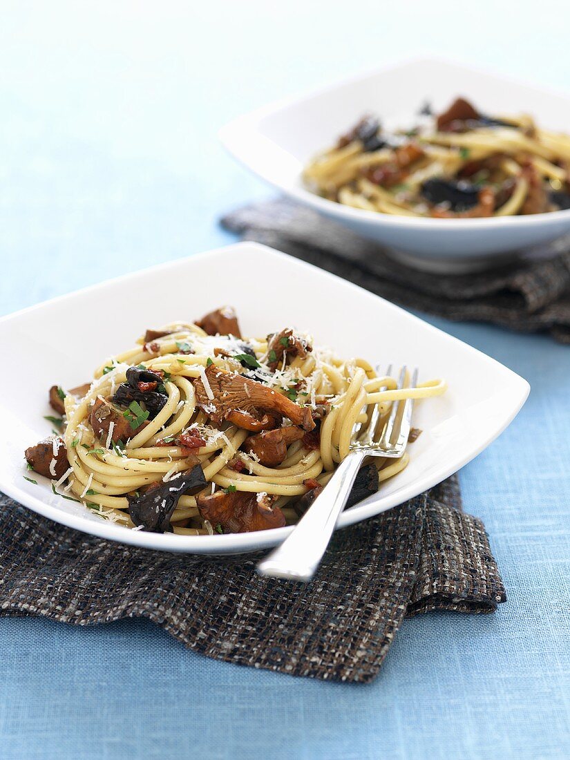 Pasta with mushrooms and Parmesan